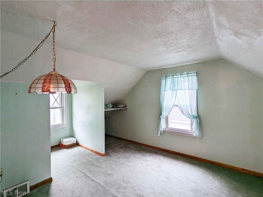 18902 Homeway Road Cleveland, OH 44135 - Photo 9 of 16 2nd Floor Bedroom 4 of 4