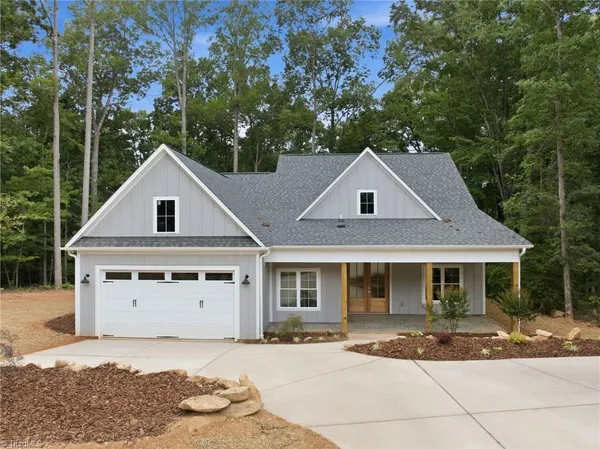 $549,900 | 2646 Johns Ridge Drive, Asheboro, NC 27205