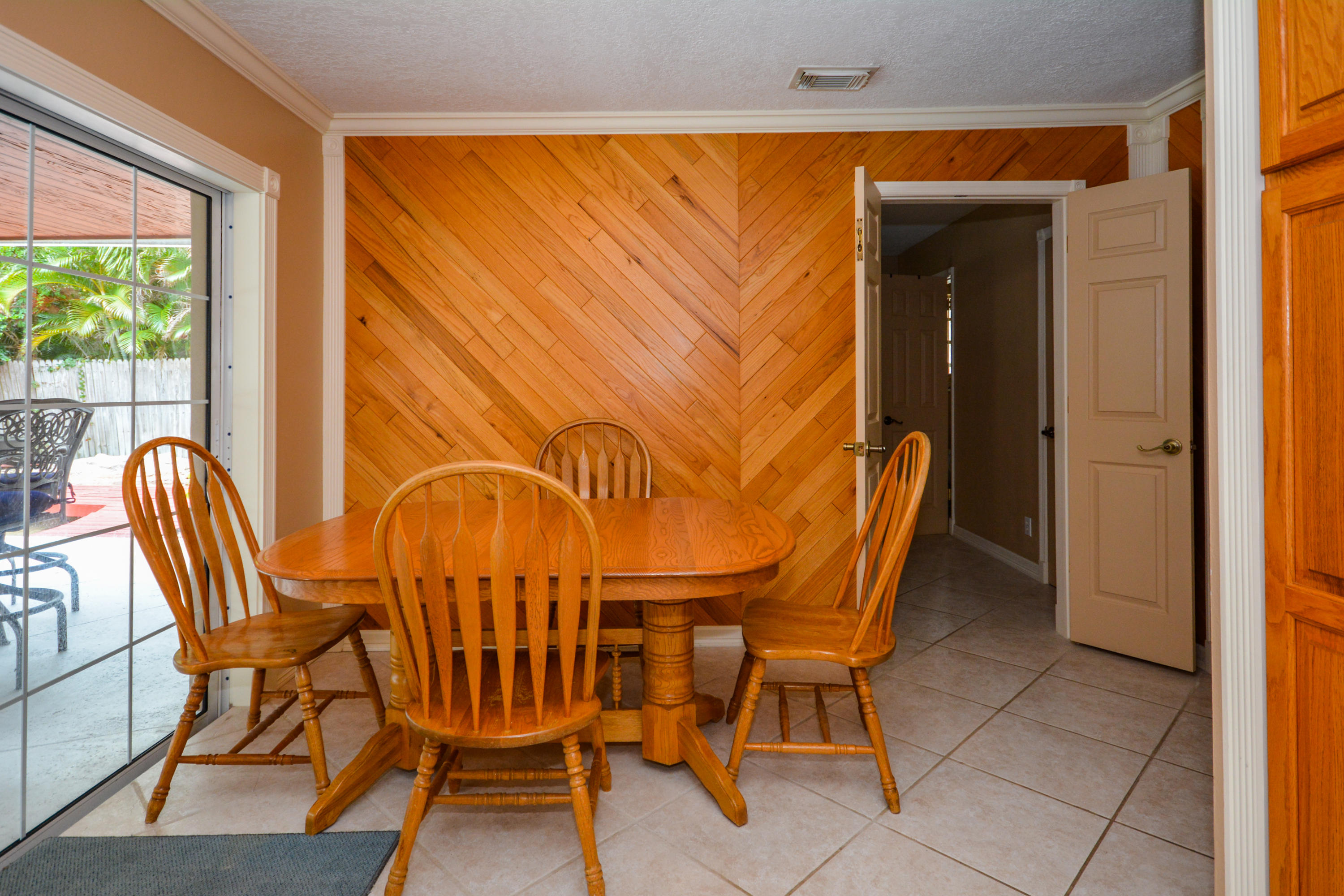 754 Northwest 7th Street Boca Raton, FL 33486 - Photo 14 of 23 15.jpg