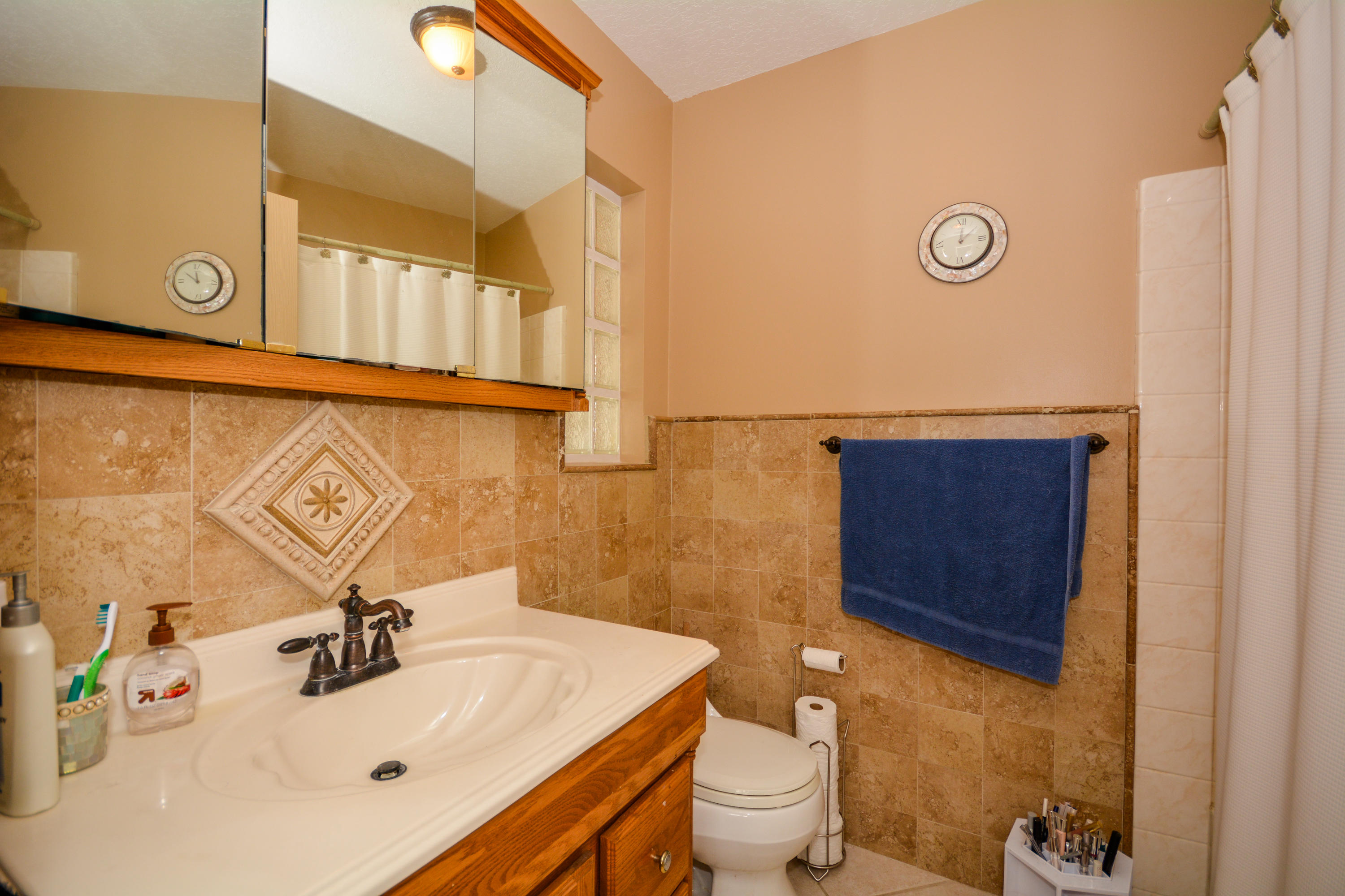 754 Northwest 7th Street Boca Raton, FL 33486 - Photo 7 of 23 8.jpg
