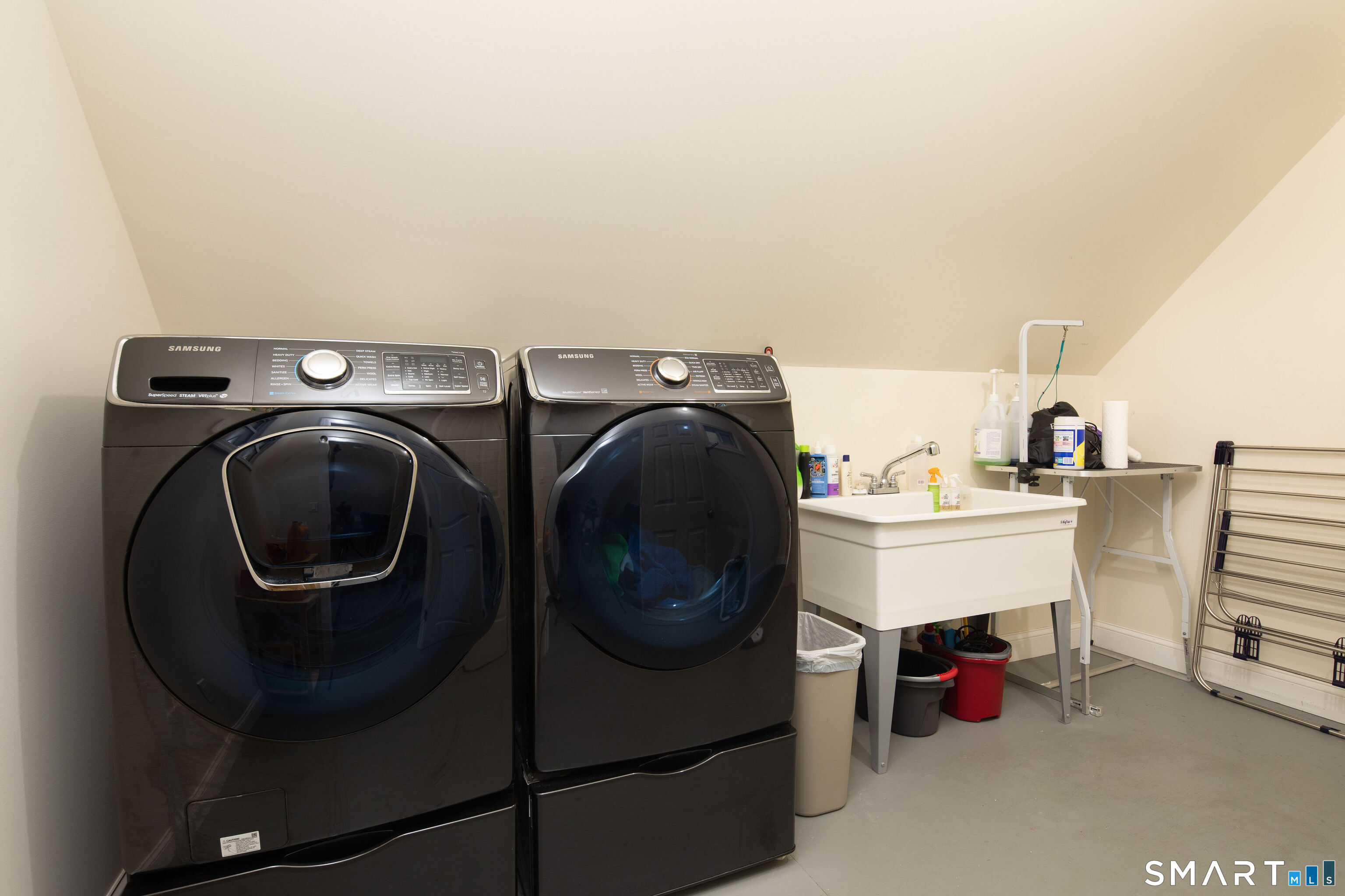 27 Smoke Ridge Drive Sherman, CT 06784 - Photo 38 of 40 On the main level there is a great sized laundry room