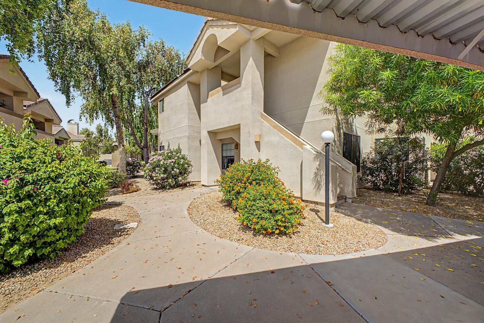 6885 East Cochise Road, Unit 229 Paradise Valley, AZ 85253 - Photo 2 of 35 Photo #2