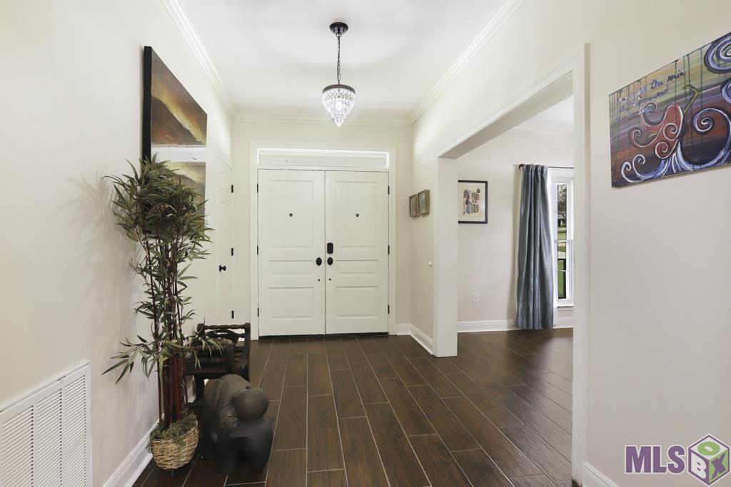 336 Shady Lake Parkway Baton Rouge, LA 70810 - Photo 15 of 41