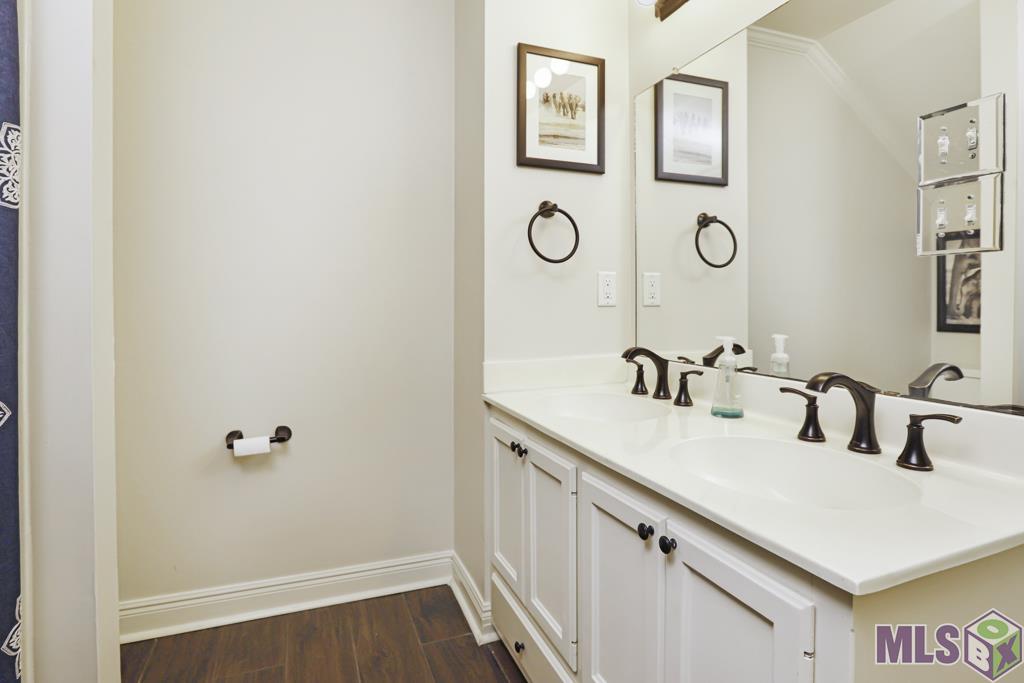 336 Shady Lake Parkway Baton Rouge, LA 70810 - Photo 33 of 41