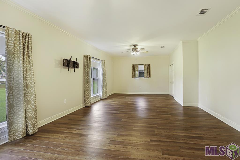 336 Shady Lake Parkway Baton Rouge, LA 70810 - Photo 37 of 41 Guest apartment