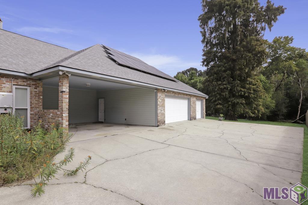 336 Shady Lake Parkway Baton Rouge, LA 70810 - Photo 5 of 41