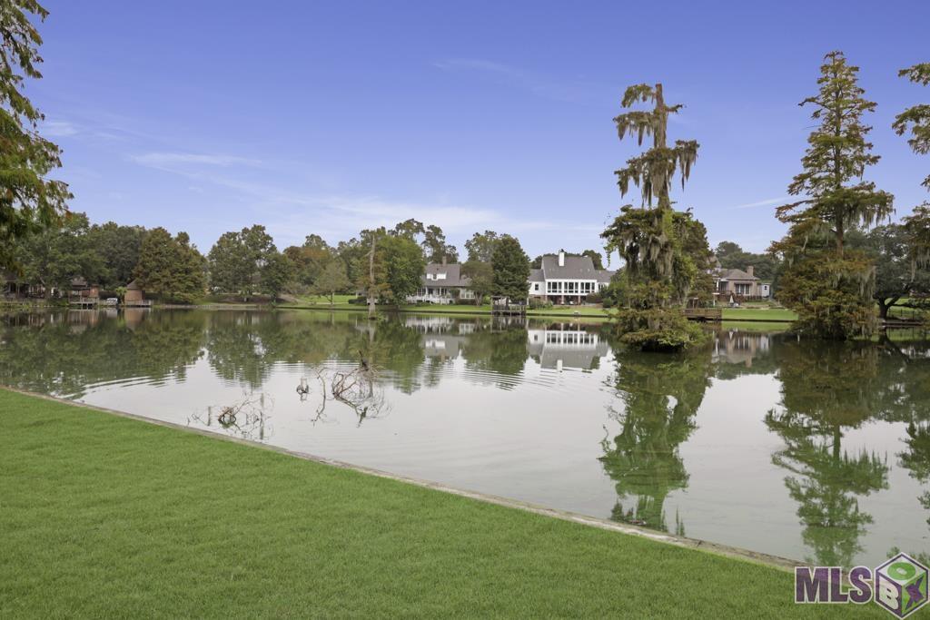336 Shady Lake Parkway Baton Rouge, LA 70810 - Photo 7 of 41