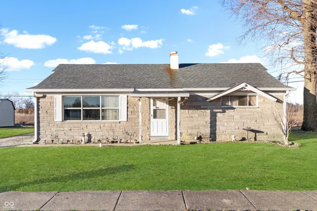 $165,000 | 528 Winfield Street, Greenfield, IN 46140