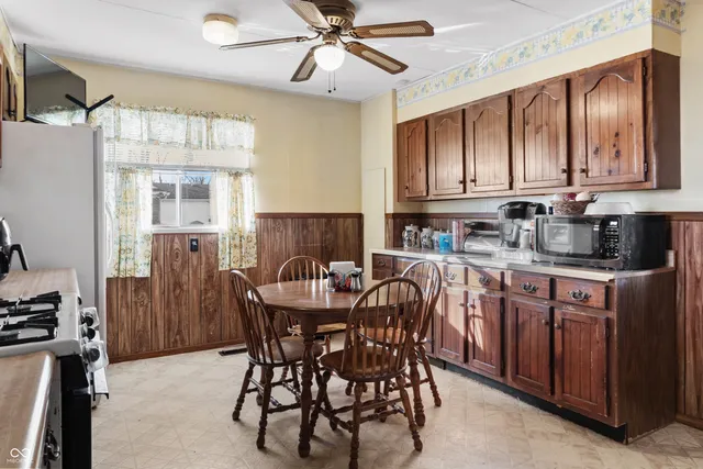 $165,000 | 528 Winfield Street, Greenfield, IN 46140