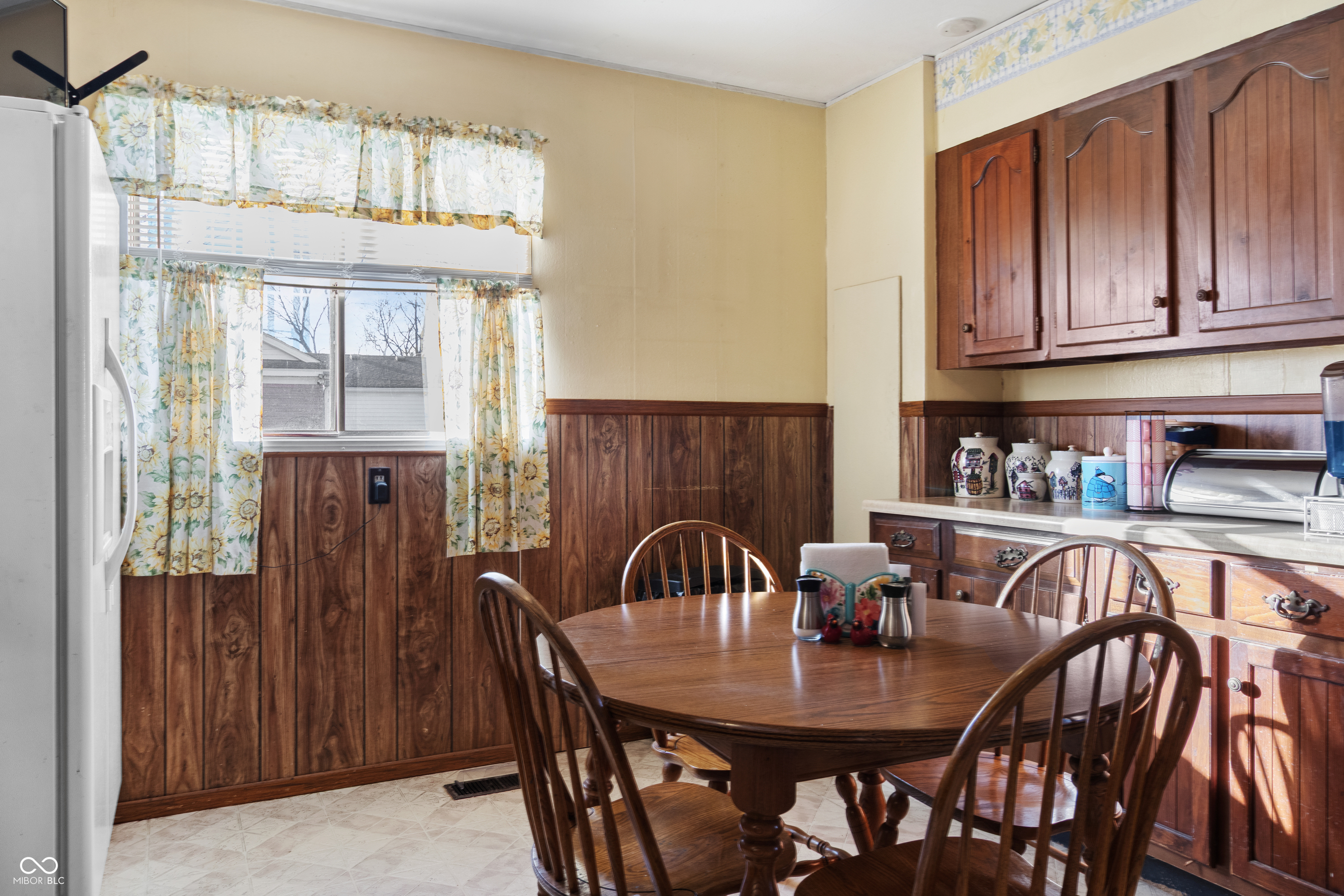 528 Winfield Street Greenfield, IN 46140 - Photo 10 of 19