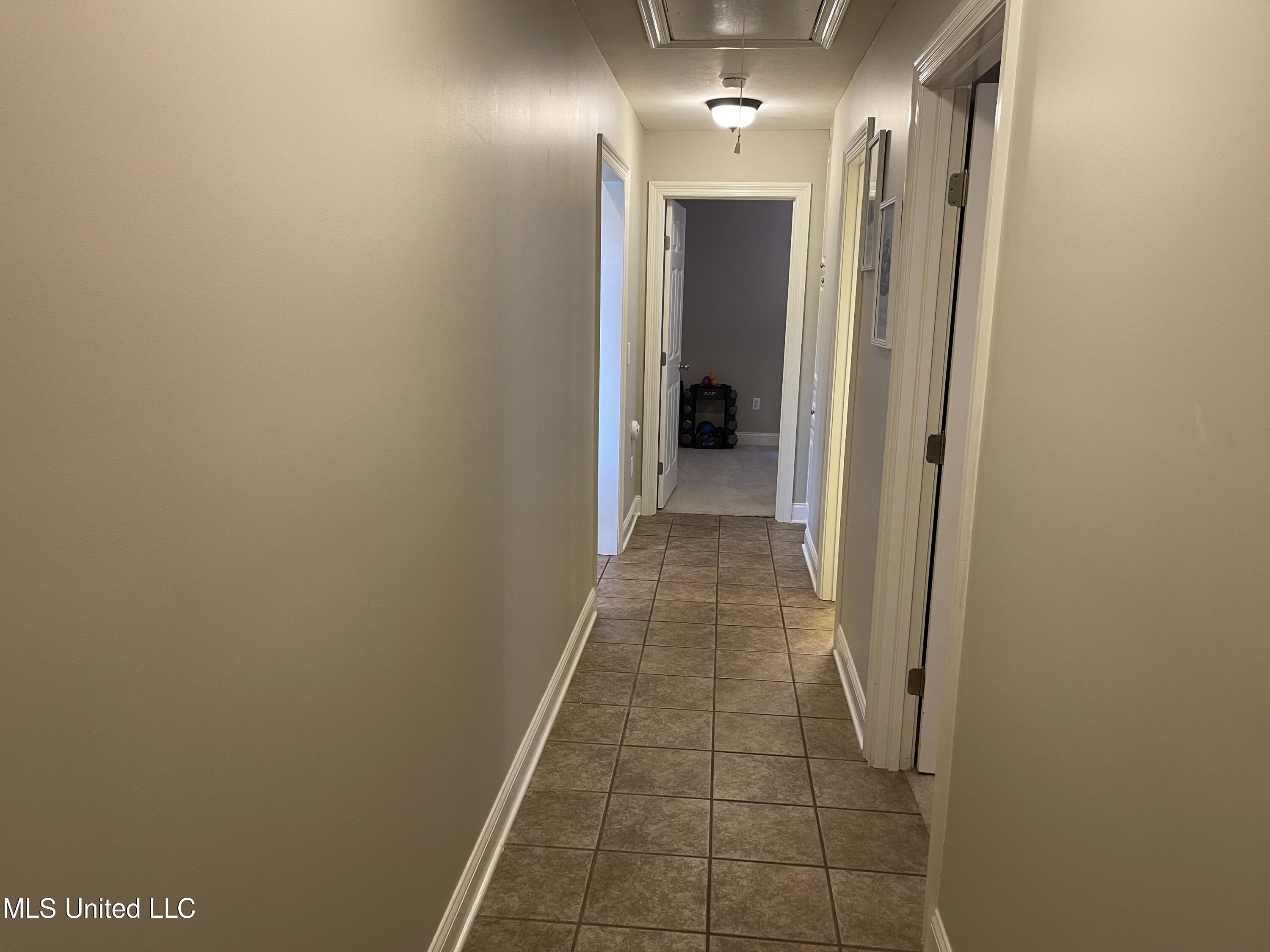 358 Kings Ridge Circle Brandon, MS 39047 - Photo 32 of 35 2AF9C989-F077-46E5-BD66-A8D5565F3273