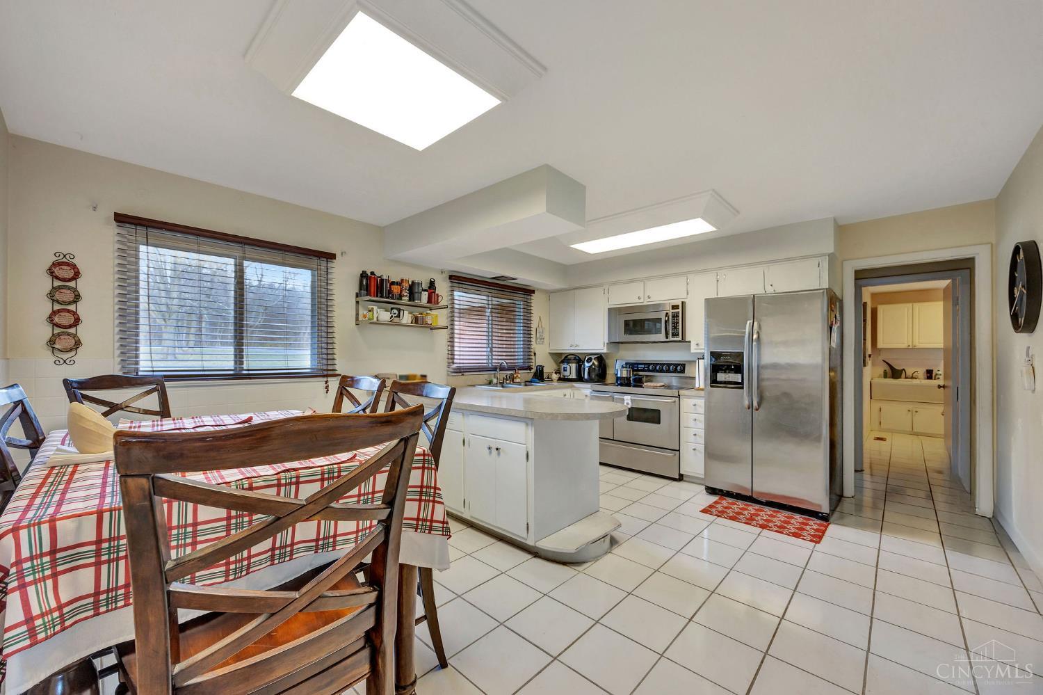 365 Columbia Road Hamilton, OH 45013 - Photo 14 of 45