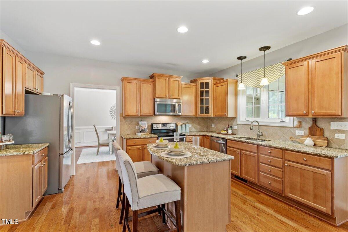 104 Trinity Grove Drive Cary, NC 27513 - Photo 8 of 24 Kitchen