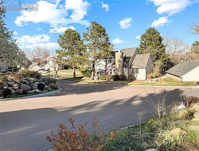 $374,000 | 422 Cobblestone Drive, Colorado Springs, CO 80906