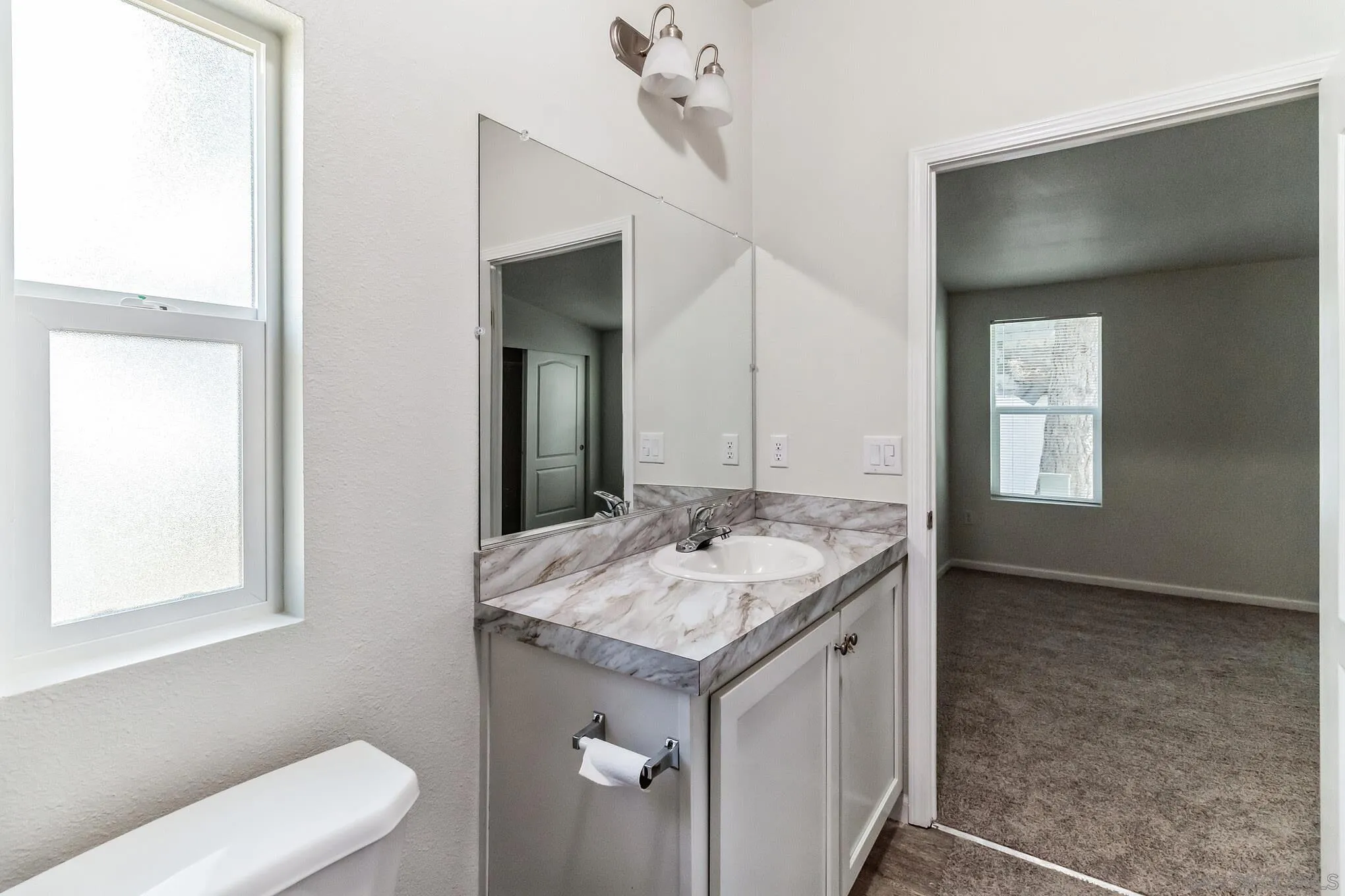 22899 Byron Road, Unit 35 Crestline, CA 92325 - Photo 8 of 18