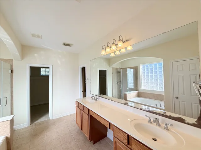 $2,950 | 28015 Silverstream Court, Fulshear, TX 77441