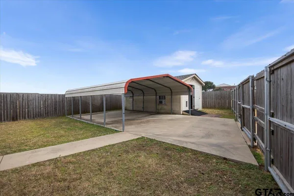 $409,000 | 7277 Rockpoint Circle, Tyler, TX 75703