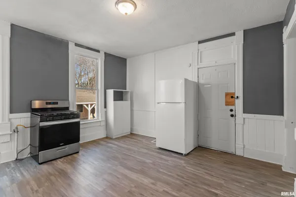 $75,000 | 2117 West Starr Street, Peoria, IL 61605