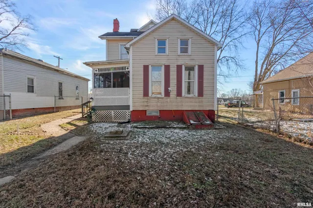 $77,500 | 2117 West Starr Street, Peoria, IL 61605