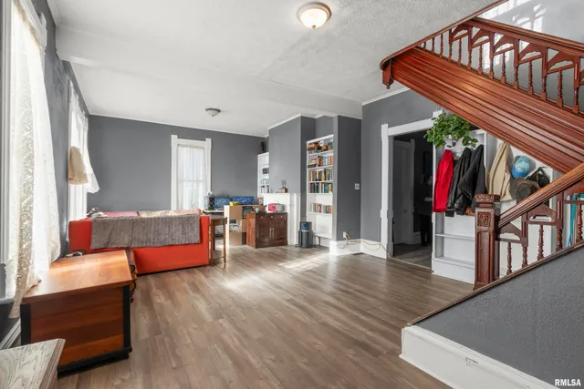 $77,500 | 2117 West Starr Street, Peoria, IL 61605