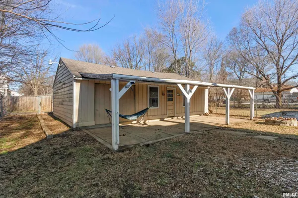 $75,000 | 2117 West Starr Street, Peoria, IL 61605