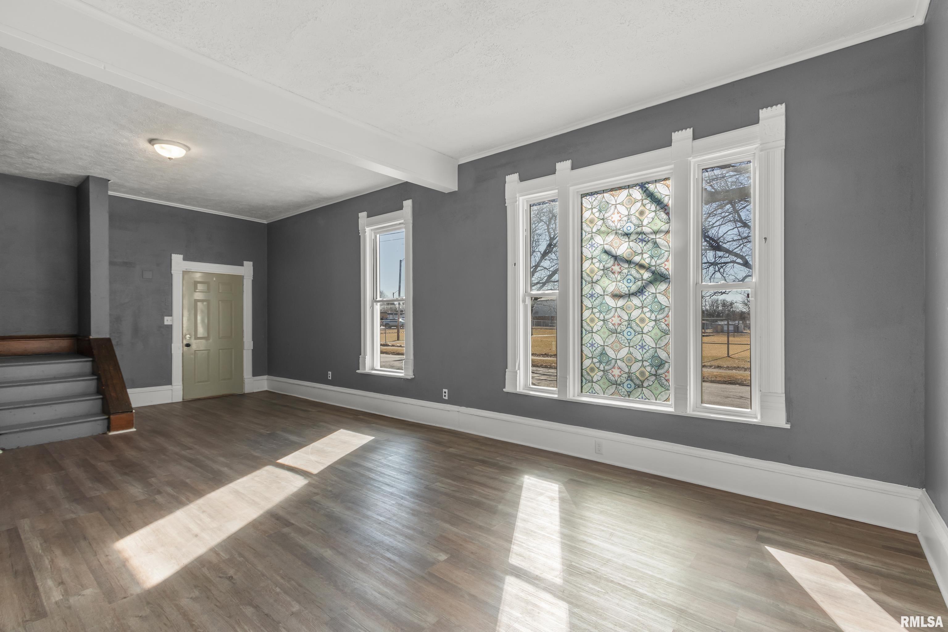 2117 West Starr Street Peoria, IL 61605 - Photo 5 of 36