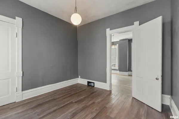 $75,000 | 2117 West Starr Street, Peoria, IL 61605