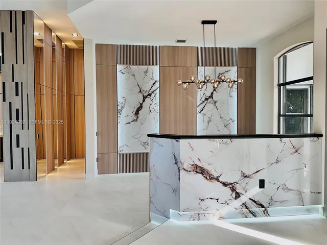 $2,285,000 | 13785 Southwest 40th Street, Davie, FL 33330