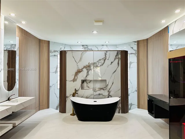 $2,285,000 | 13785 Southwest 40th Street, Davie, FL 33330