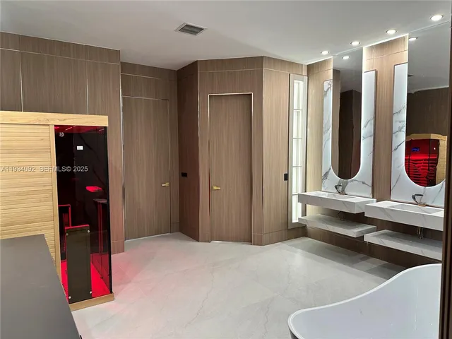 $2,285,000 | 13785 Southwest 40th Street, Davie, FL 33330