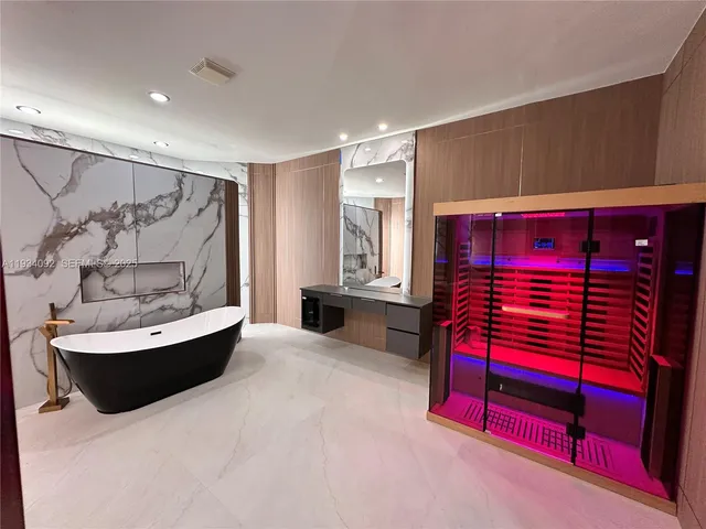 $2,285,000 | 13785 Southwest 40th Street, Davie, FL 33330