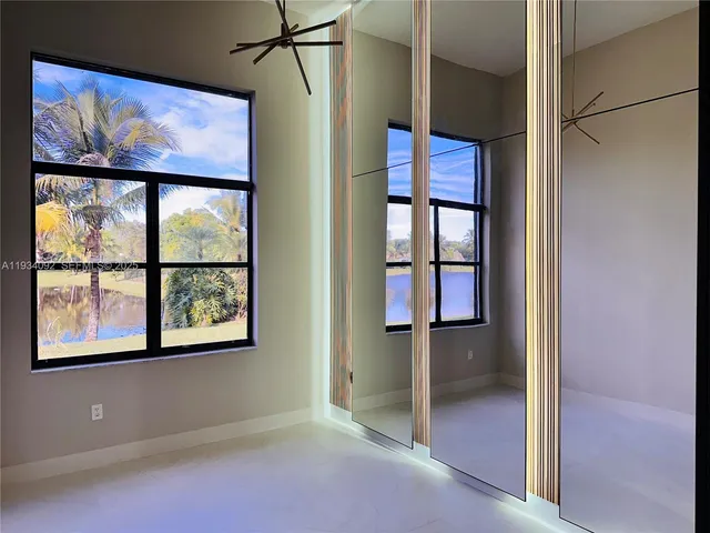 $2,285,000 | 13785 Southwest 40th Street, Davie, FL 33330