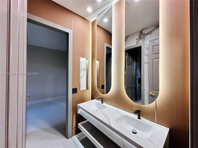 $2,285,000 | 13785 Southwest 40th Street, Davie, FL 33330