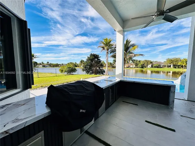 $2,285,000 | 13785 Southwest 40th Street, Davie, FL 33330