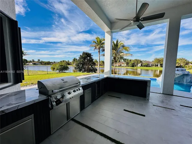 $2,285,000 | 13785 Southwest 40th Street, Davie, FL 33330