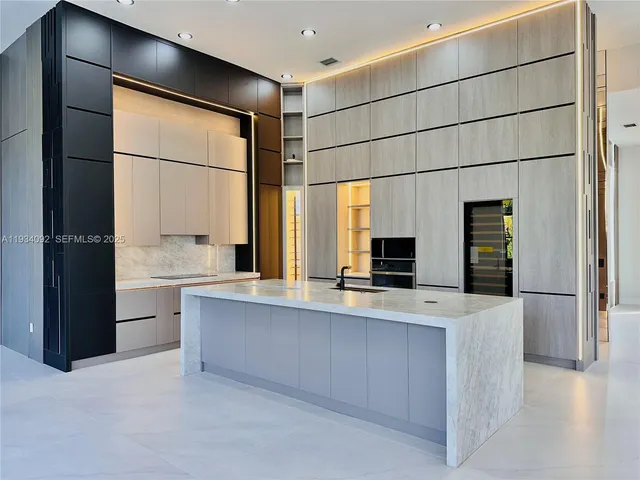 $2,285,000 | 13785 Southwest 40th Street, Davie, FL 33330