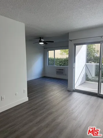 $2,795 | 425 South Willaman Drive, Unit 110, Los Angeles, CA 90048