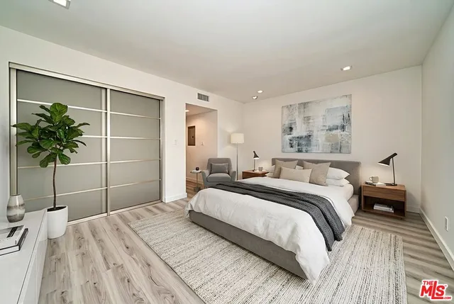 $2,795 | 425 South Willaman Drive, Unit 110, Los Angeles, CA 90048