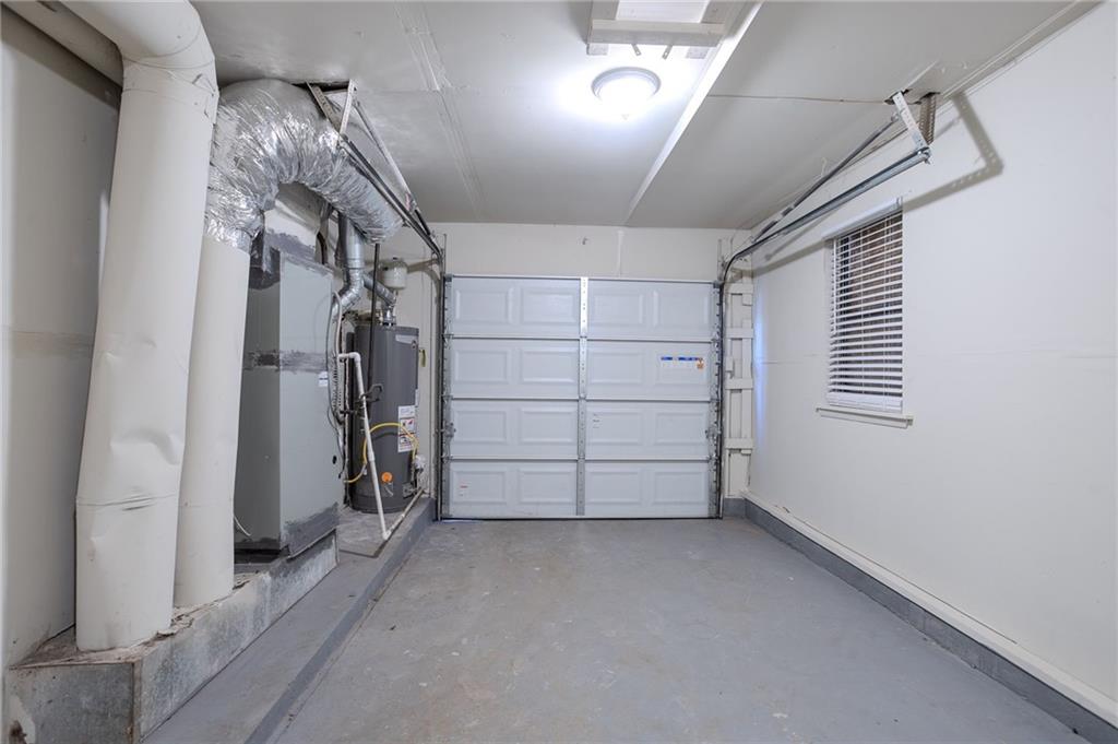 5449 Martins Crossing Road Stone Mountain, GA 30088 - Photo 20 of 32 a view of a garage