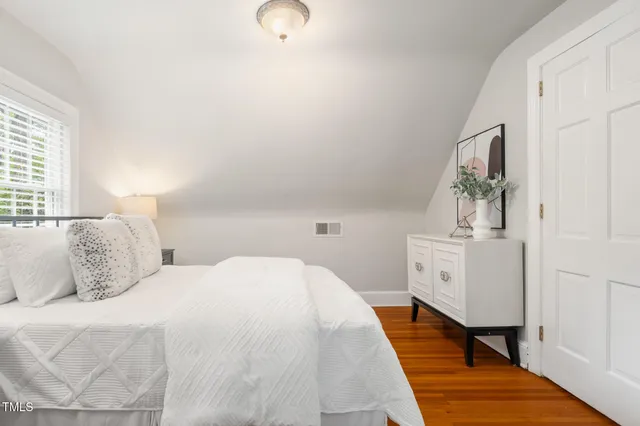 $649,900 | 406 East Markham Avenue, Durham, NC 27701