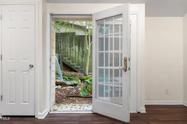 $649,900 | 406 East Markham Avenue, Durham, NC 27701