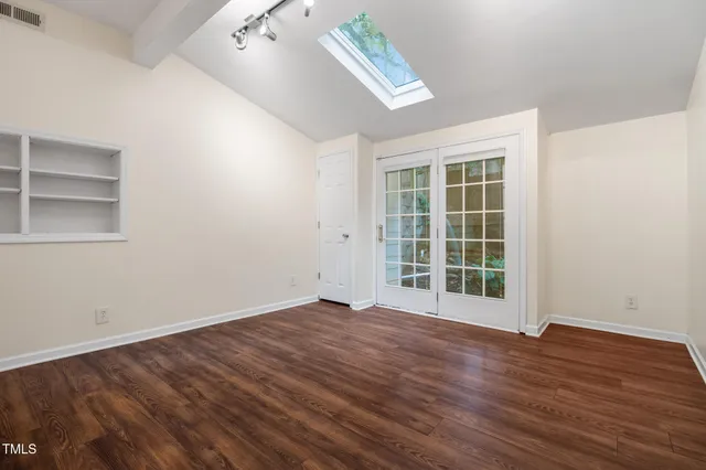 $649,900 | 406 East Markham Avenue, Durham, NC 27701