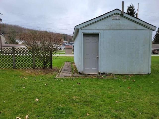 765 Cobham Park Road Warren, PA 16365 - Photo 8 of 26 Gallery Image 8