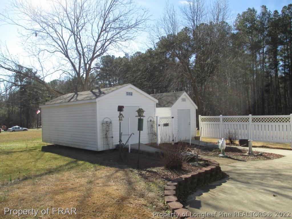 902 McNeill Road Sanford, NC 27330 - Photo 4 of 15 Gallery Image 4