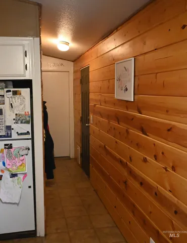 $370,000 | 32288 Amos Bench Road, Lenore, ID 83541