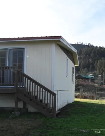 $360,000 | 32288 Amos Bench Road, Lenore, ID 83541