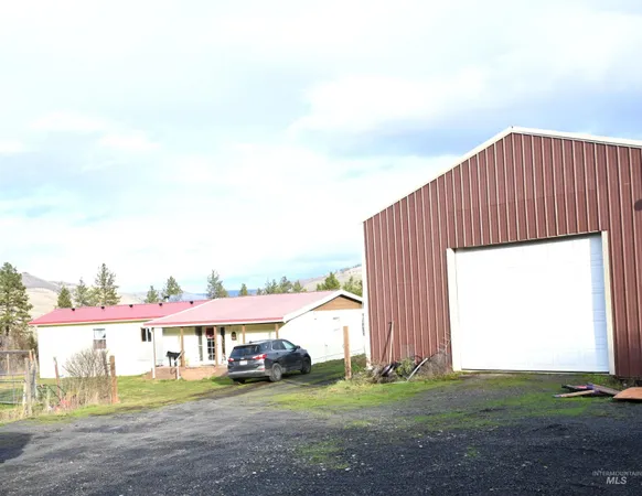 $360,000 | 32288 Amos Bench Road, Lenore, ID 83541