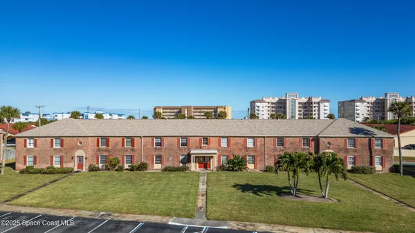 $1,500 | 145 East Colonial Court, Unit D, Indian Harbour Beach, FL 32937