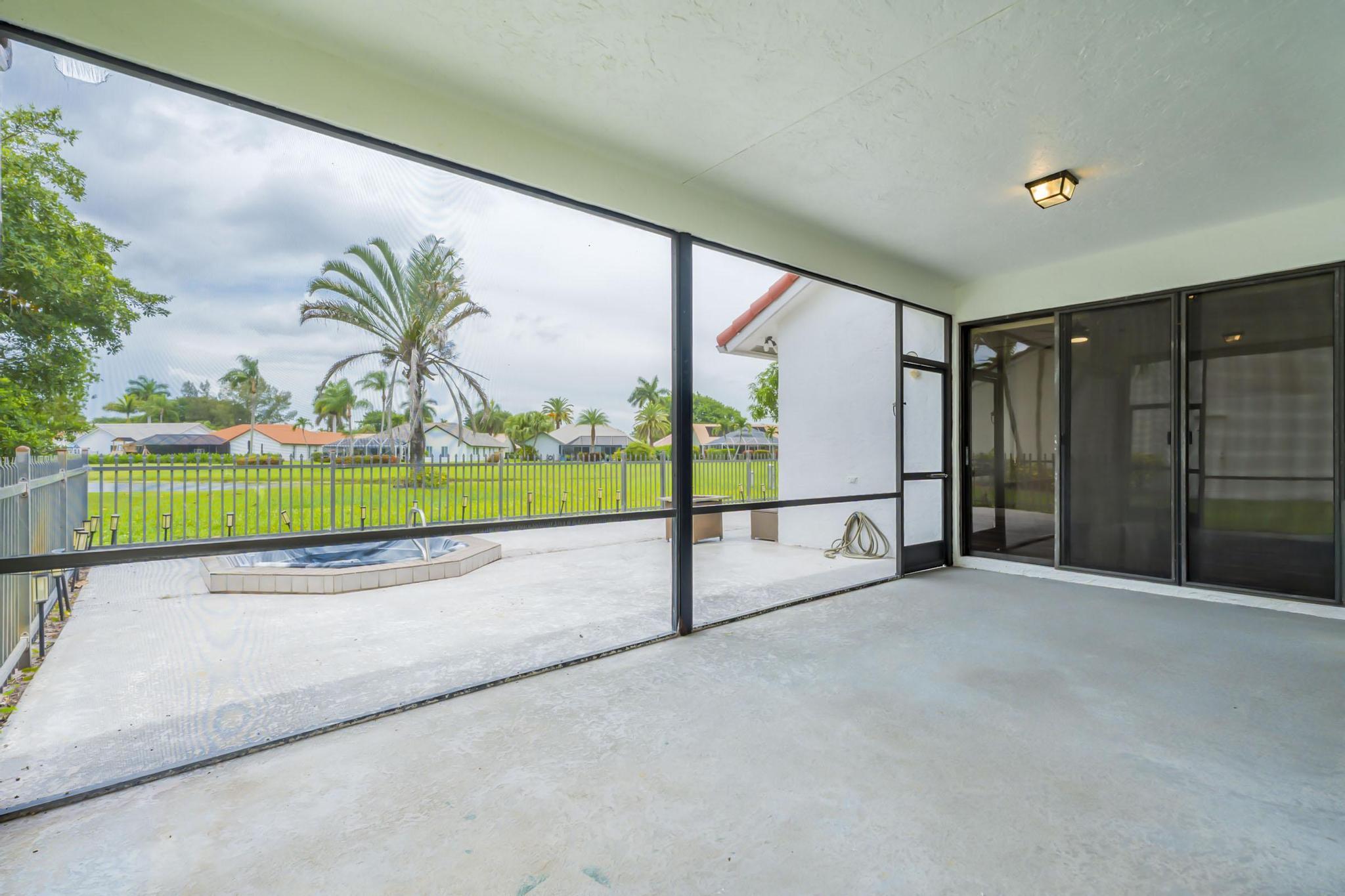19325 Cherry Hills Terrace Boca Raton, FL 33498 - Photo 52 of 75 043