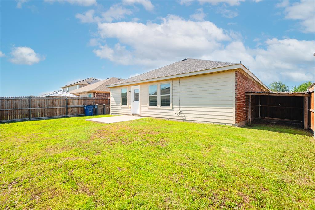 1115 Rainer Drive Princeton, TX 75407 - Photo 3 of 29